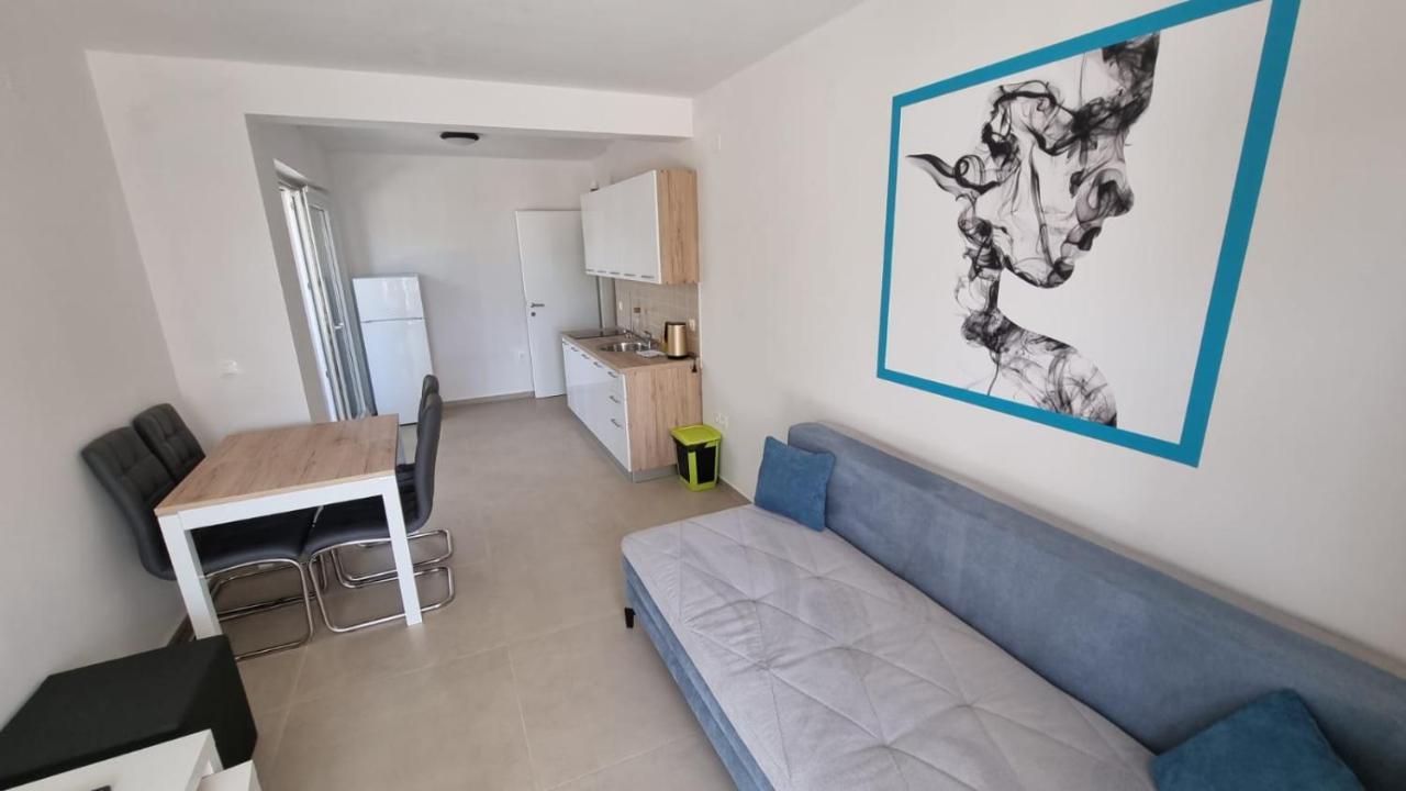 Kings Landing Apartment Novalja Luaran gambar