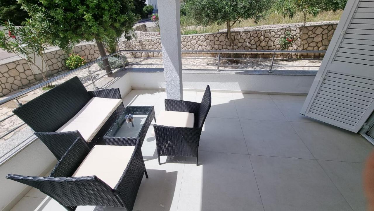 Kings Landing Apartment Novalja Luaran gambar