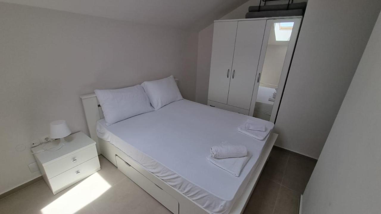 Kings Landing Apartment Novalja Luaran gambar