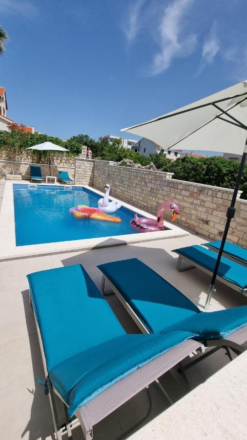 Kings Landing Apartment Novalja Luaran gambar