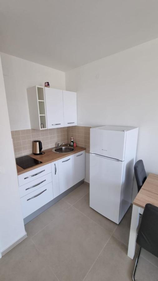 Kings Landing Apartment Novalja Luaran gambar